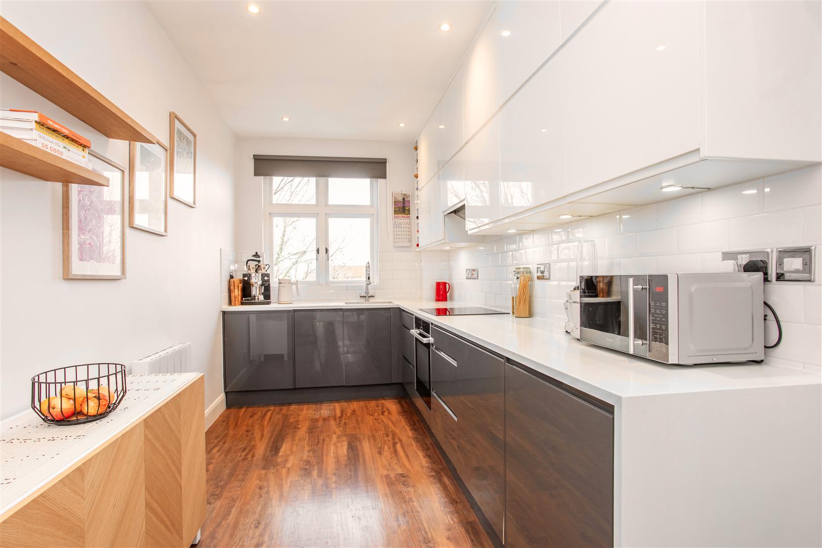 2 bed property in Park East Building, Bow Quarter